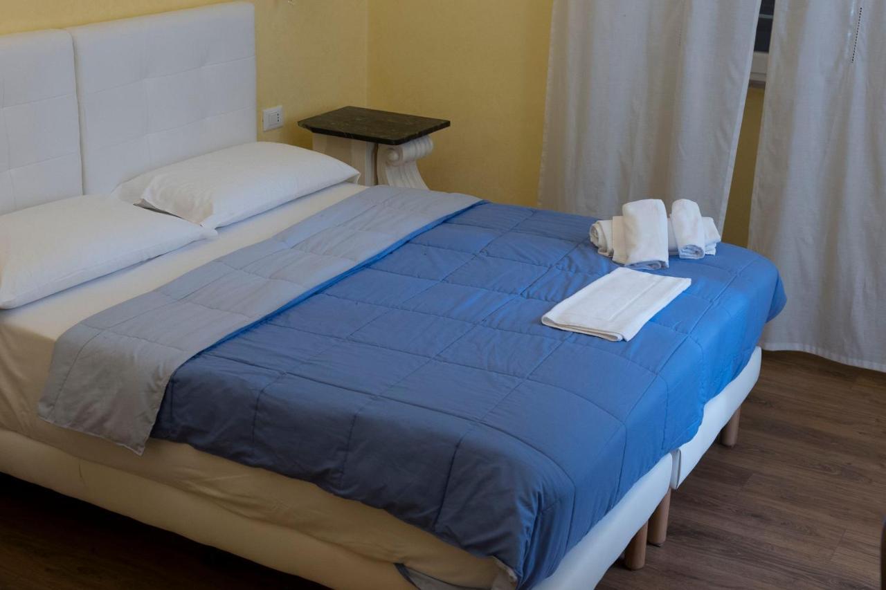 La Breccia A Porta Pia Bed & Breakfast Rome Bagian luar foto
