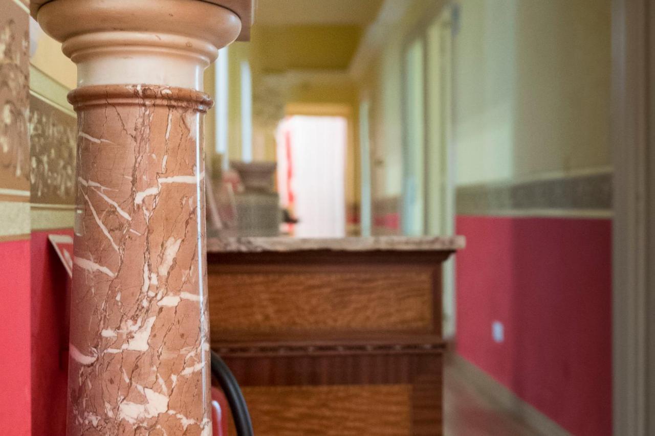 La Breccia A Porta Pia Bed & Breakfast Rome Bagian luar foto