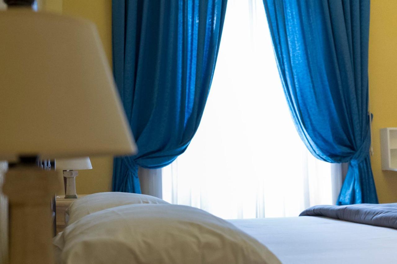 La Breccia A Porta Pia Bed & Breakfast Rome Bagian luar foto