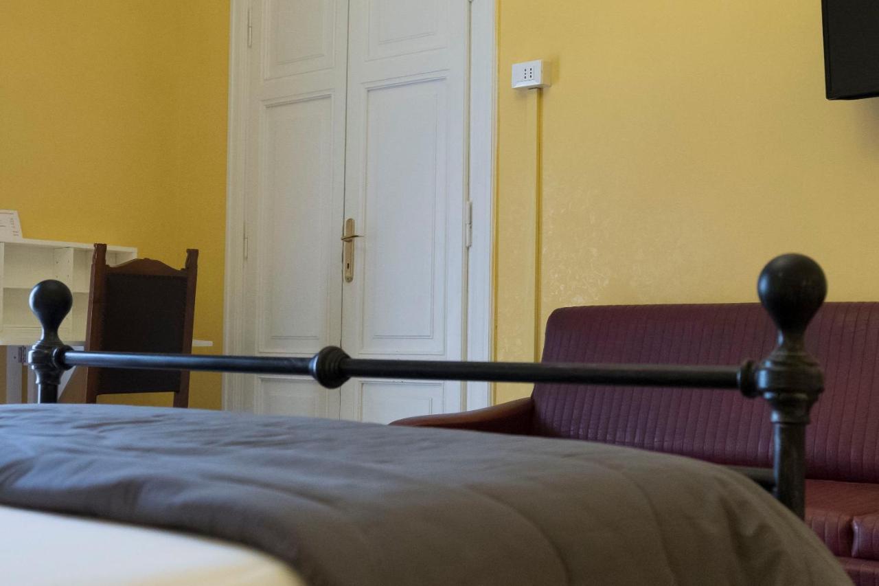 La Breccia A Porta Pia Bed & Breakfast Rome Bagian luar foto