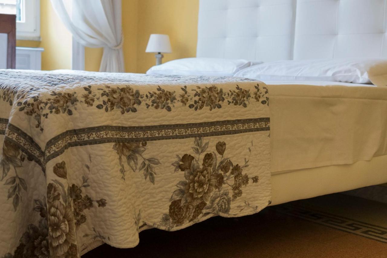 La Breccia A Porta Pia Bed & Breakfast Rome Bagian luar foto