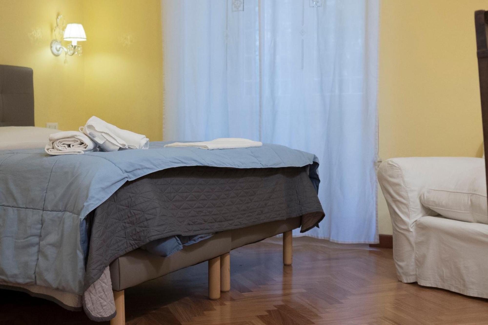 La Breccia A Porta Pia Bed & Breakfast Rome Bagian luar foto