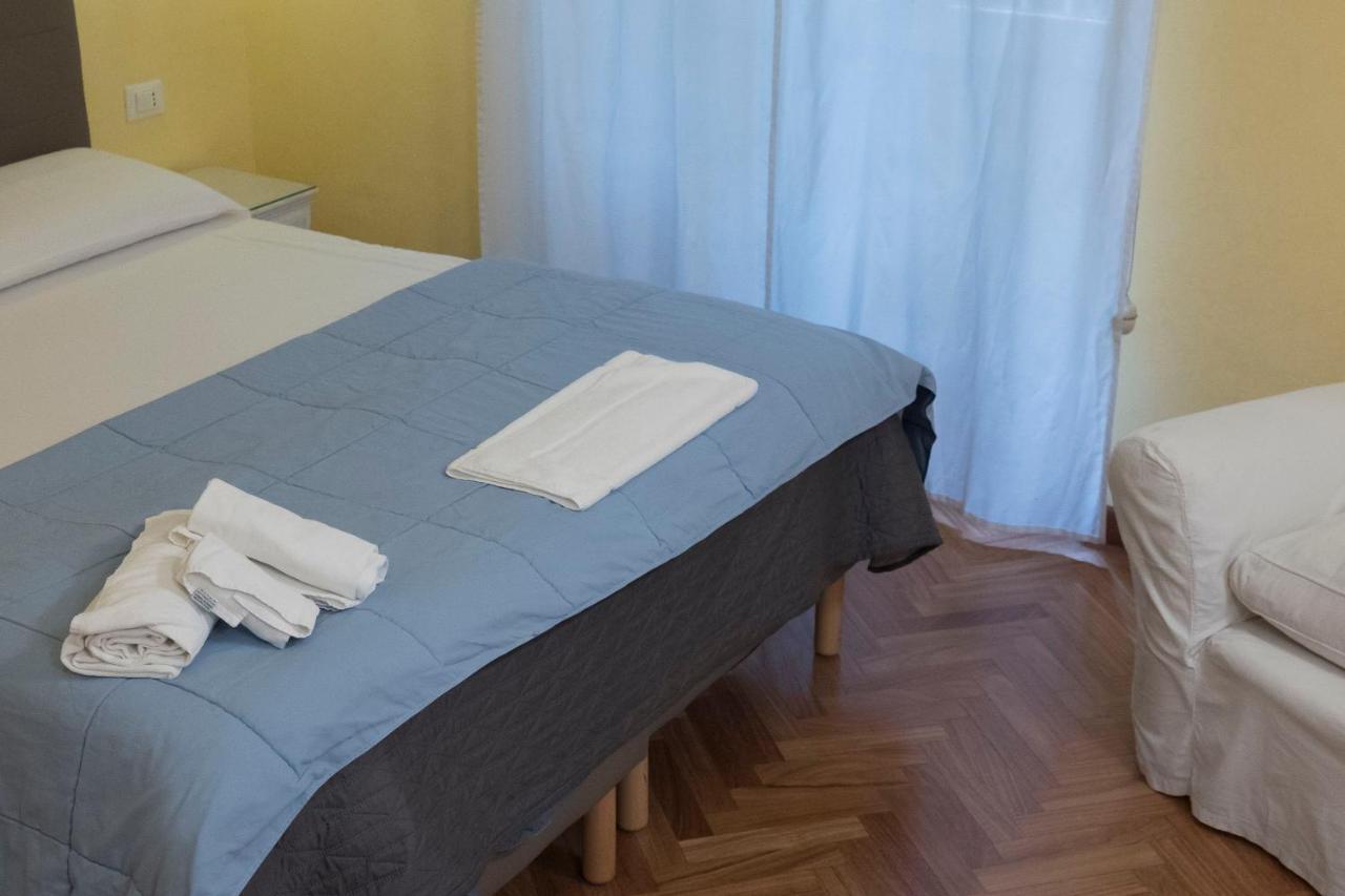 La Breccia A Porta Pia Bed & Breakfast Rome Bagian luar foto