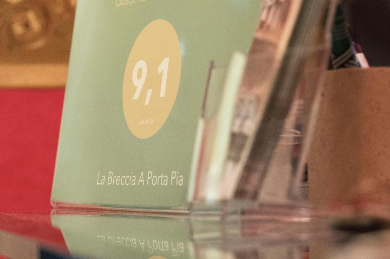 La Breccia A Porta Pia Bed & Breakfast Rome Bagian luar foto