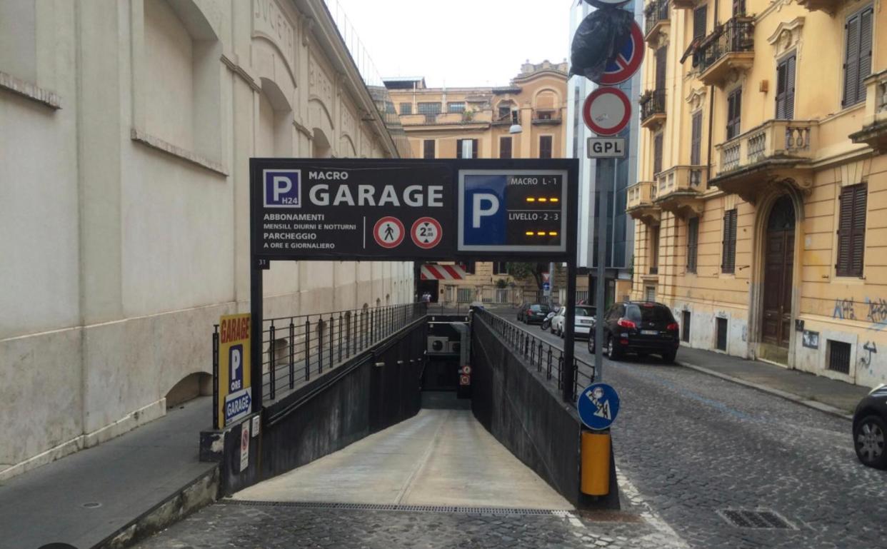 La Breccia A Porta Pia Bed & Breakfast Rome Bagian luar foto